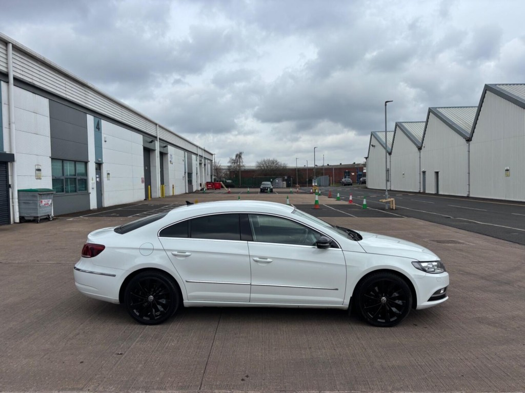 View VOLKSWAGEN CC 2.0 TDI BlueMotion Tech GT