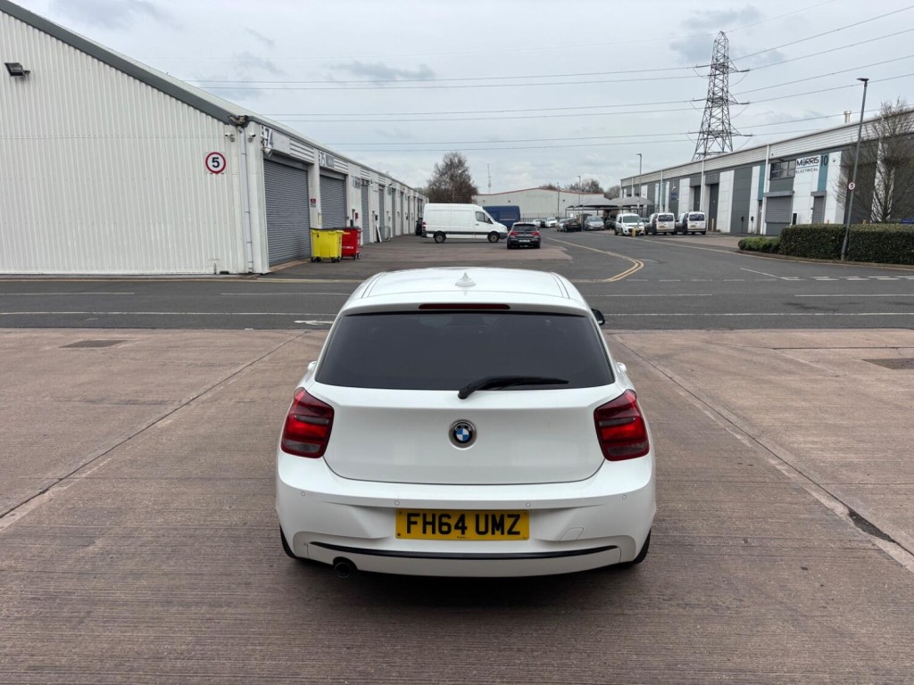 View BMW 1 SERIES 2.0 116d Sport 5-door