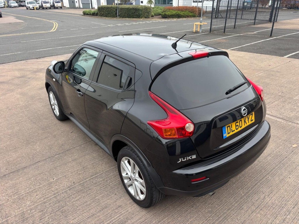 NISSAN JUKE