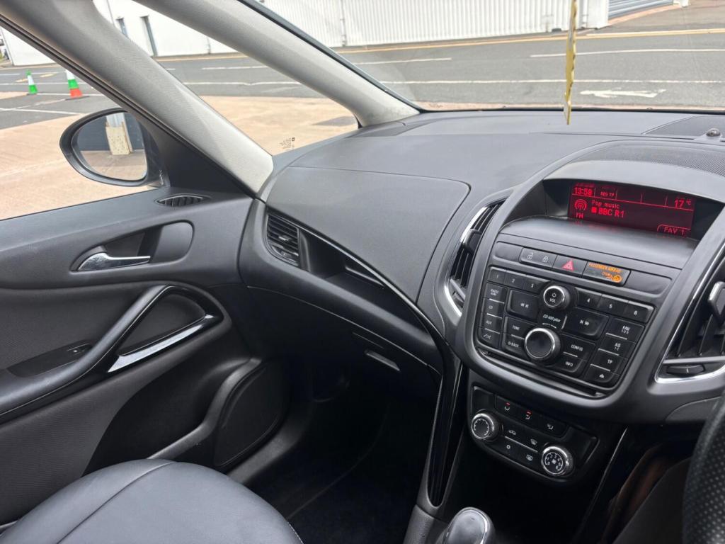 VAUXHALL ZAFIRA TOURER