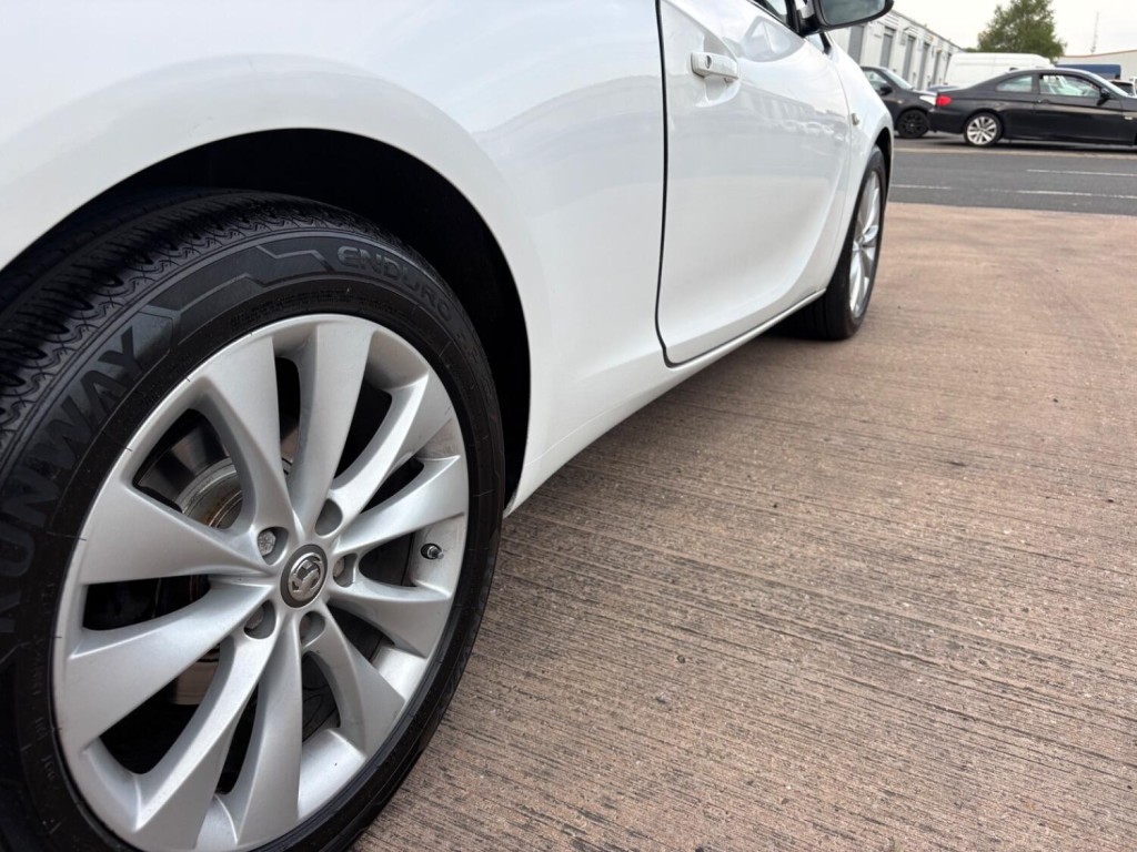 VAUXHALL ASTRA GTC