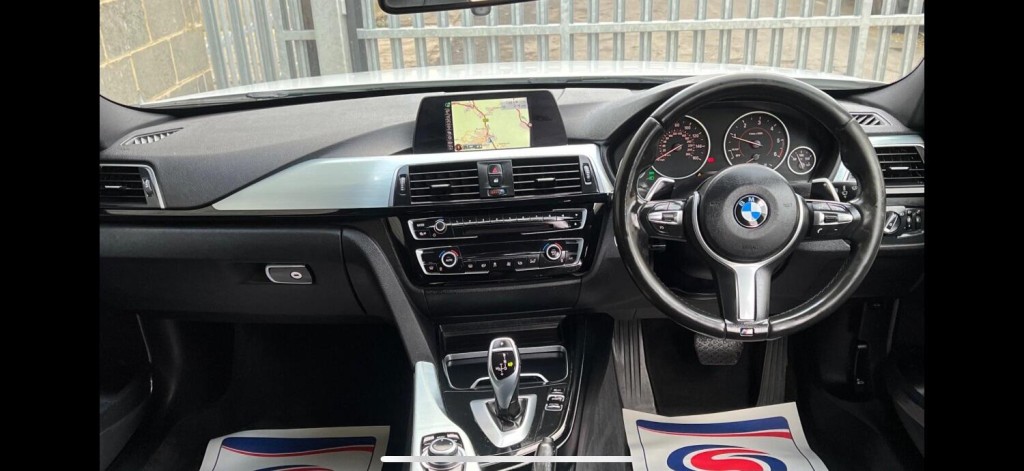View BMW 3 SERIES 2.0 320d M Sport Saloon