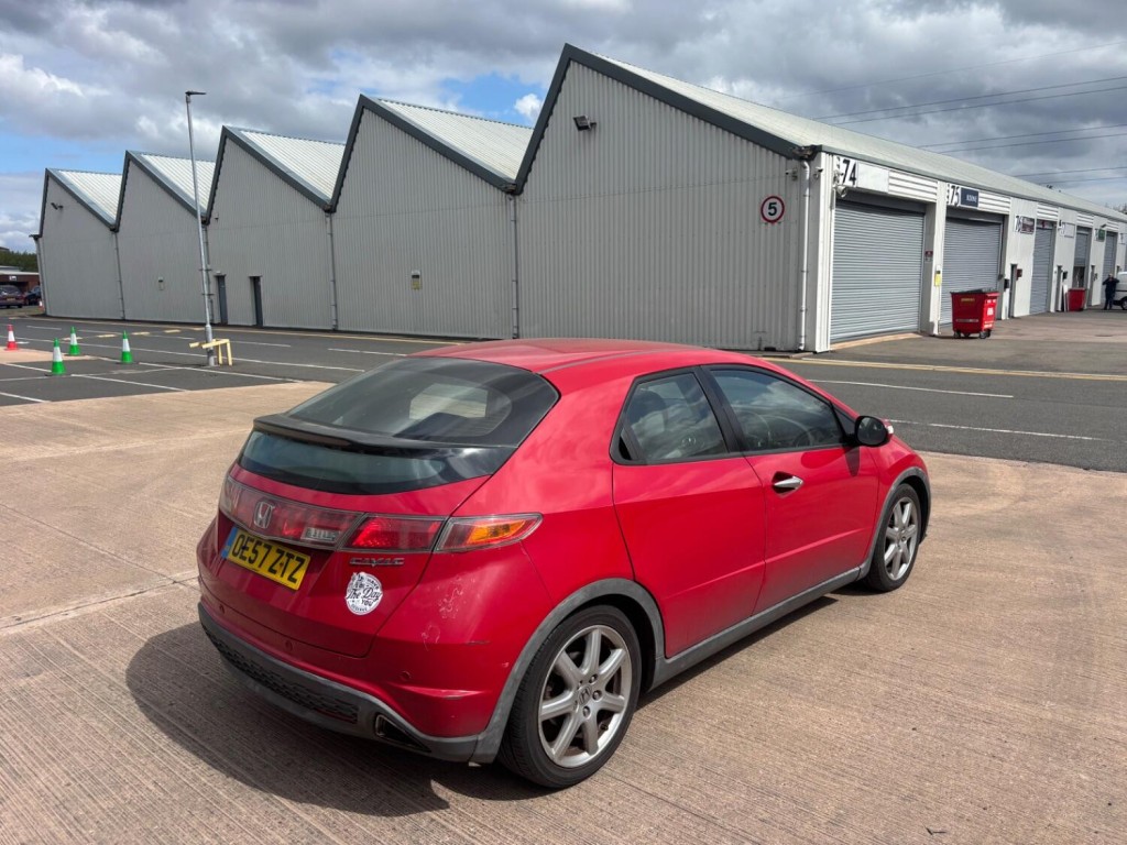 View HONDA CIVIC 1.8 i-VTEC EX