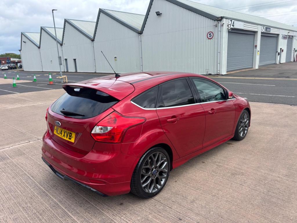 View FORD FOCUS 1.6 TDCi Zetec S