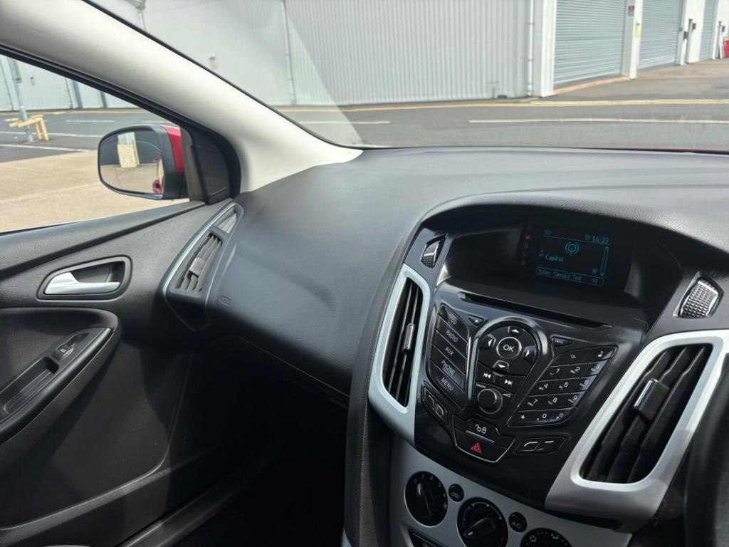 FORD FOCUS