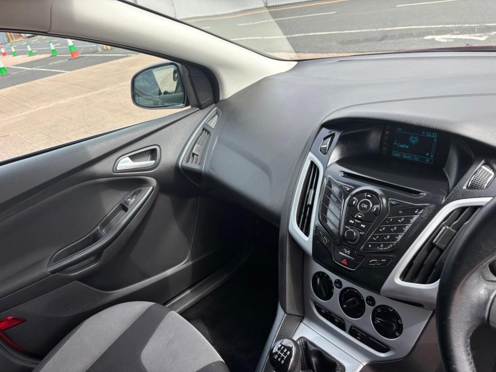 FORD FOCUS