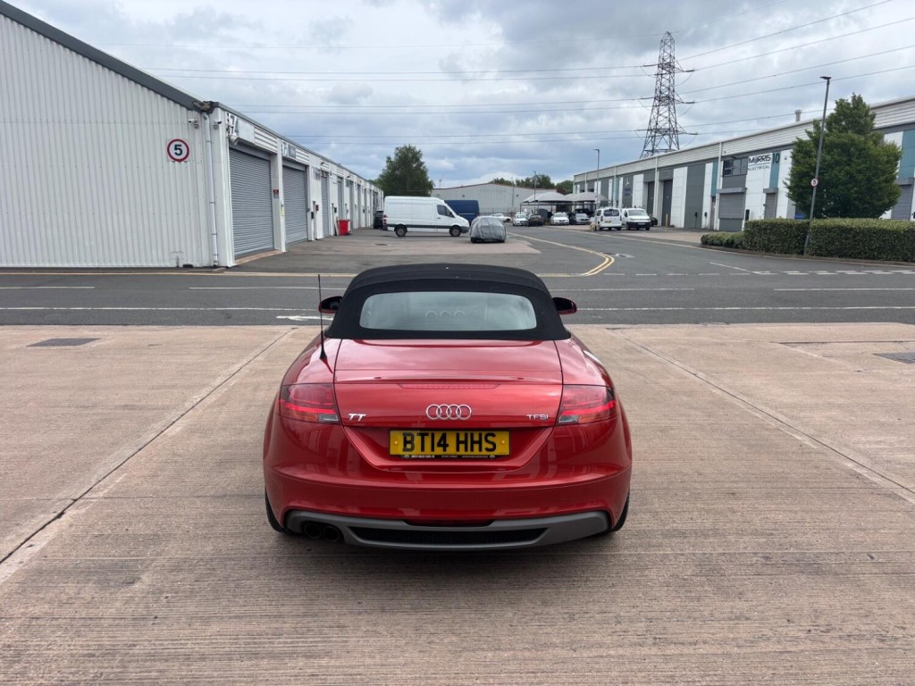 AUDI TT