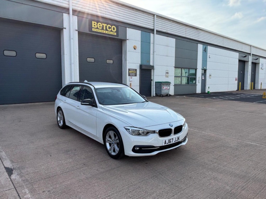 View BMW 3 SERIES 1.5 318i Sport Touring