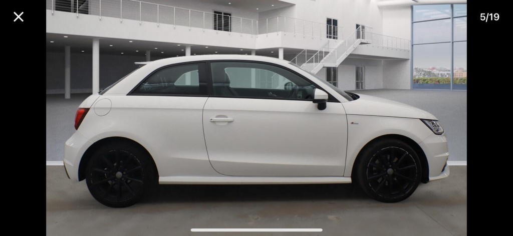 View AUDI A1 1.6 TDI S line