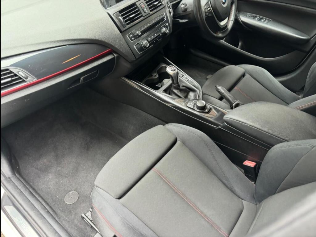 BMW 1 SERIES
