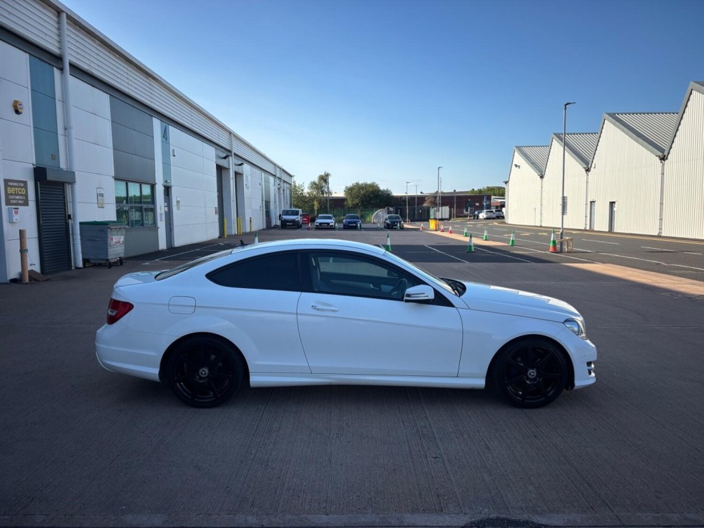 View MERCEDES-BENZ C CLASS 1.6 C180 AMG Sport