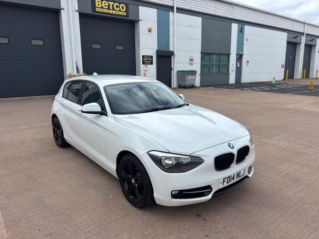 View BMW 1 SERIES 2.0 116d Sport 5-door