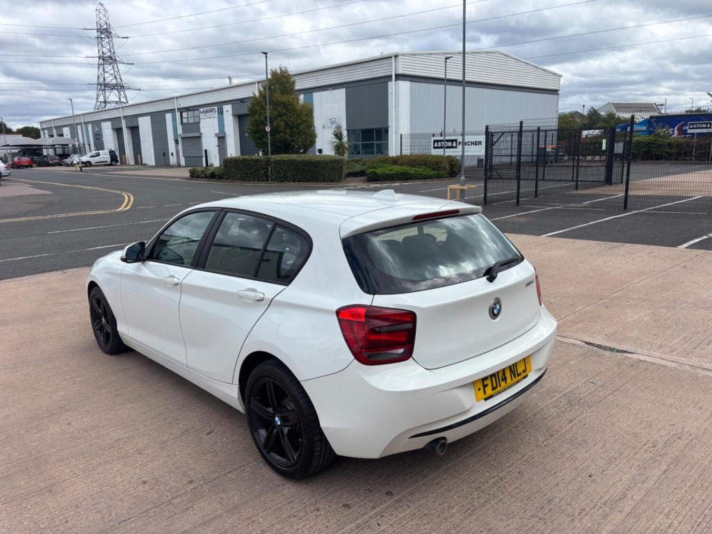 BMW 1 SERIES