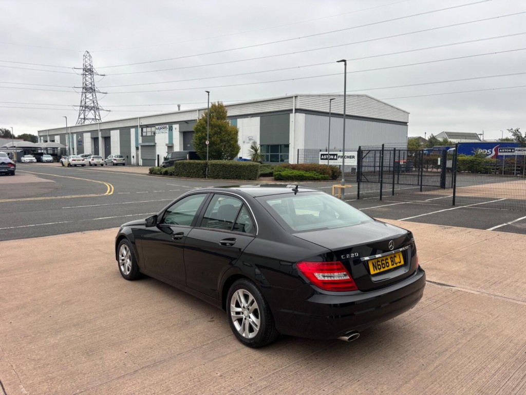 MERCEDES-BENZ C CLASS