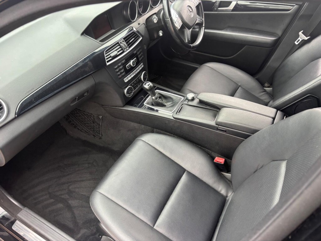 MERCEDES-BENZ C CLASS