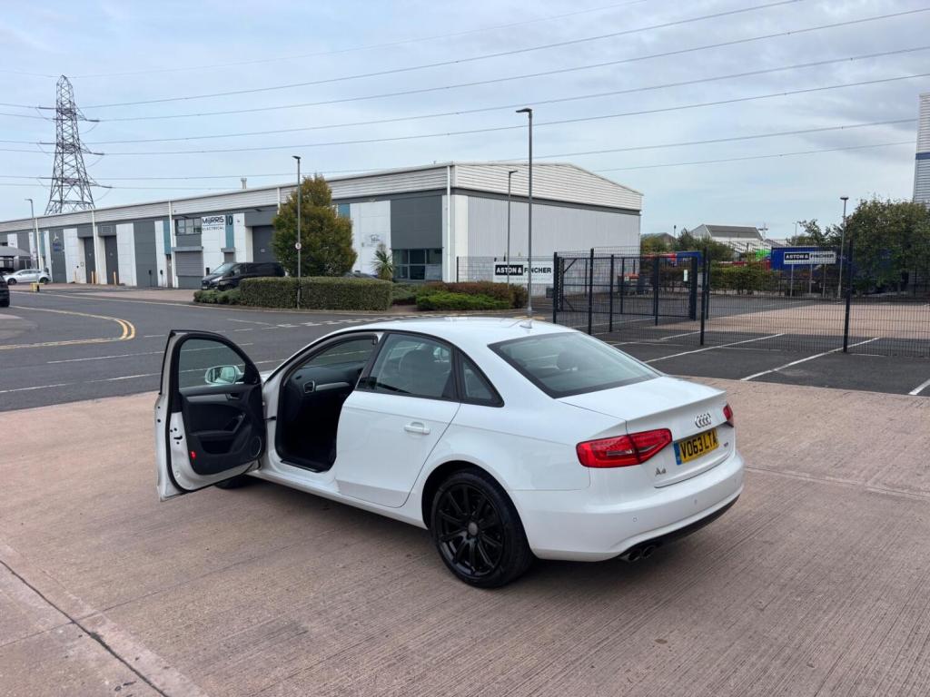 AUDI A4