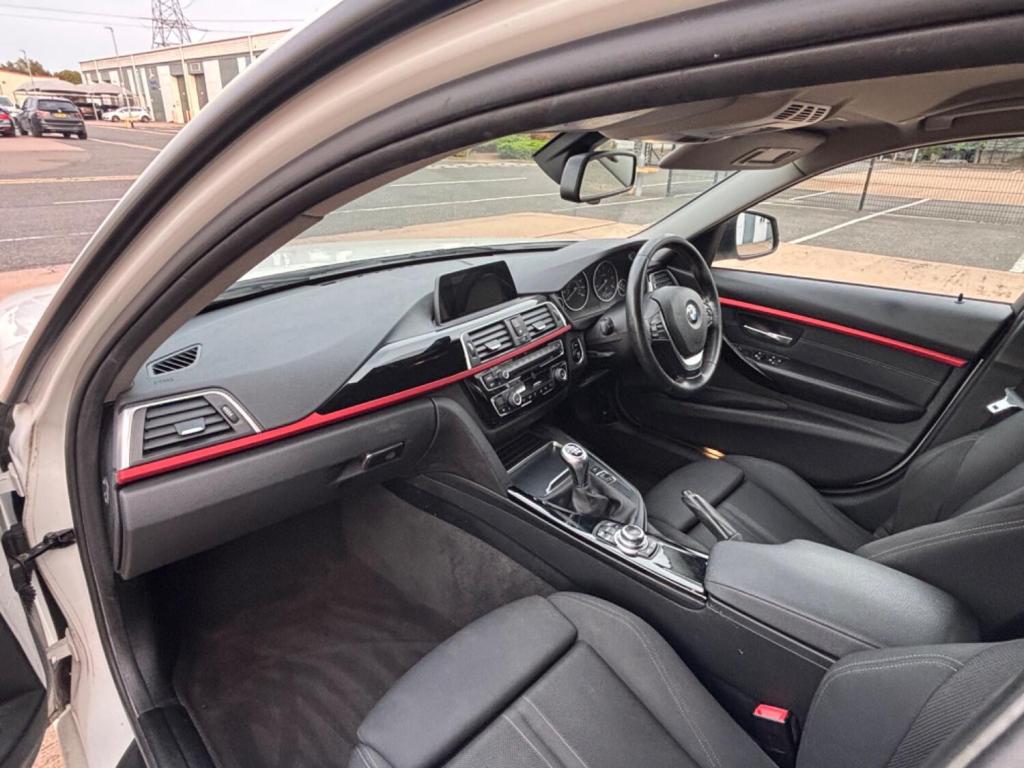 BMW 3 SERIES