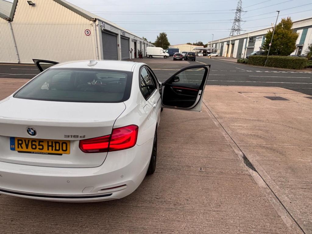BMW 3 SERIES