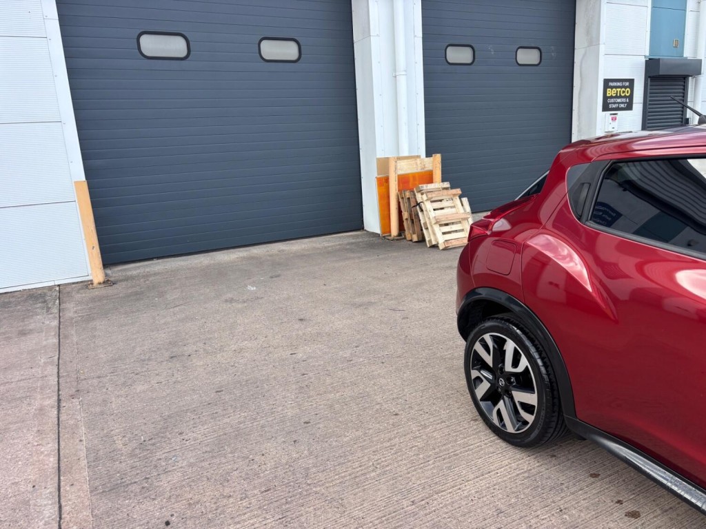 NISSAN JUKE
