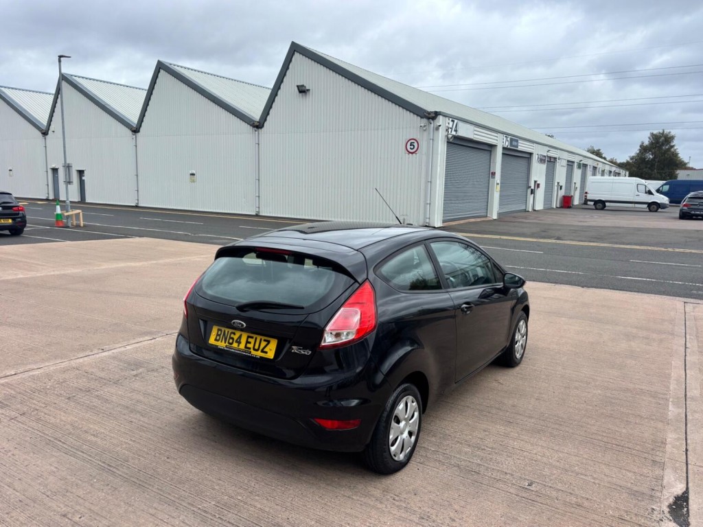 View FORD FIESTA 1.3 Studio