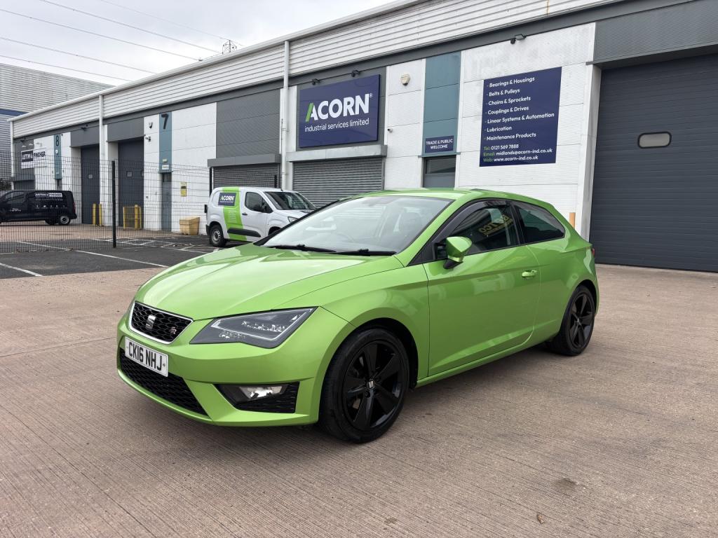 SEAT LEON
