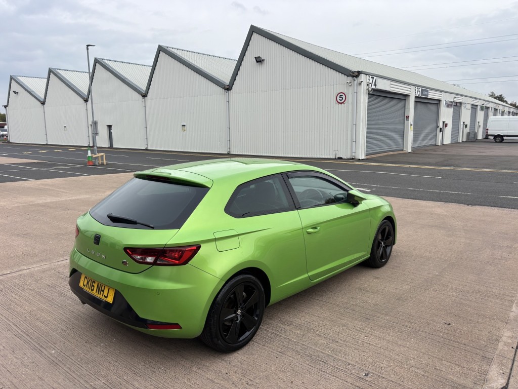 View SEAT LEON 2.0 TDI FR