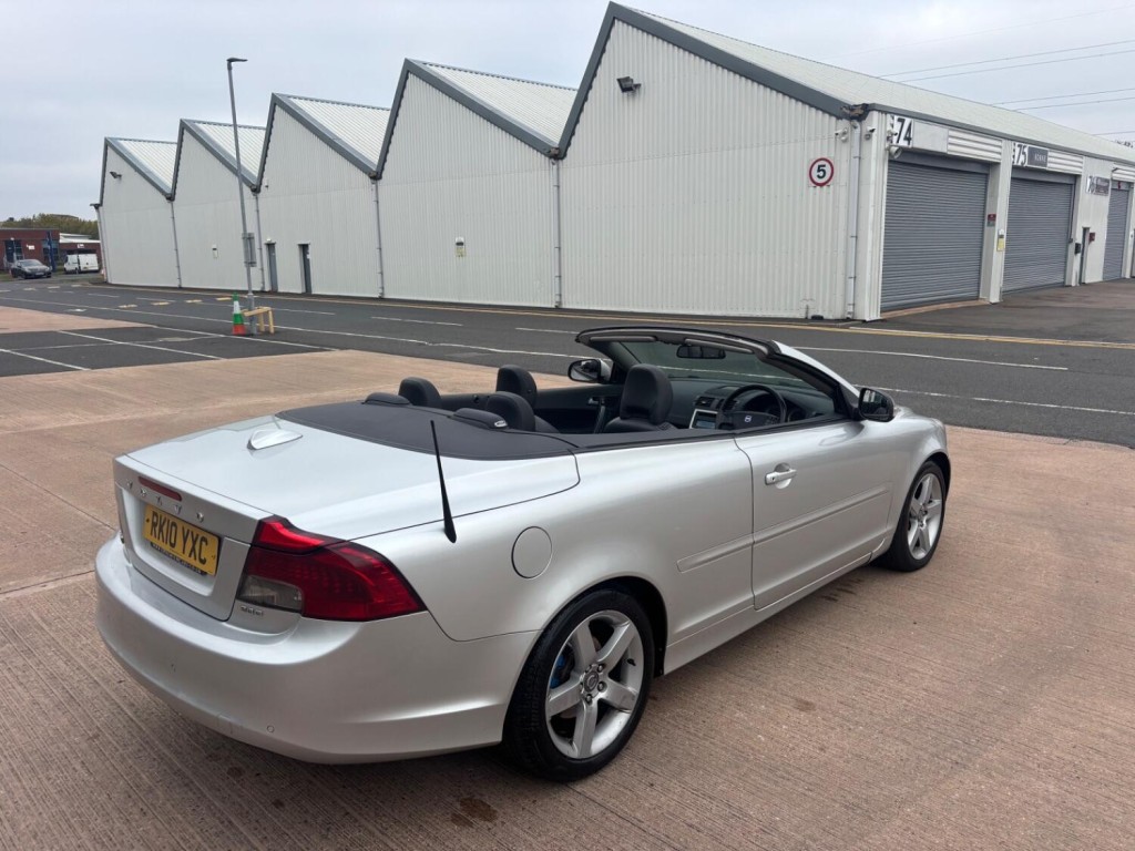 View VOLVO C70 2.0 D SE Lux