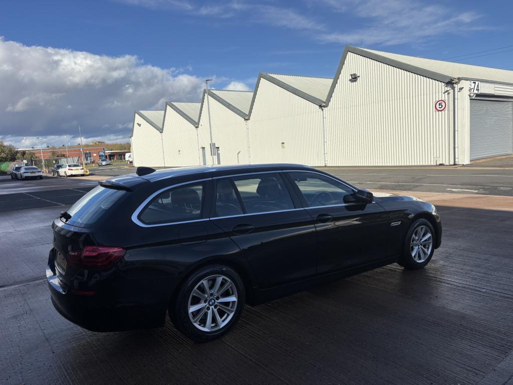 BMW 5 SERIES