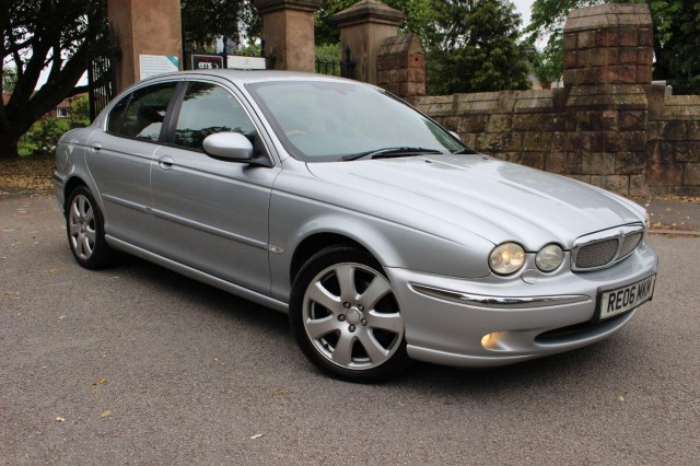 JAGUAR X-TYPE 3.0 V6 SE