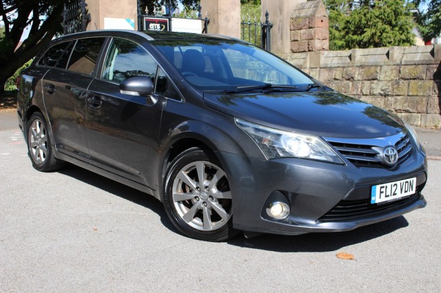 TOYOTA AVENSIS 2.0 D-4D T4