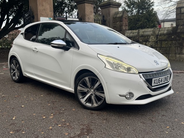 PEUGEOT 208 1.6 e-HDi XY