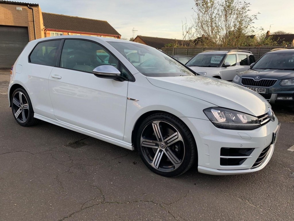 View VOLKSWAGEN GOLF 2.0 TSI BlueMotion Tech R 4Motion Euro 6 (s/s) 3dr
