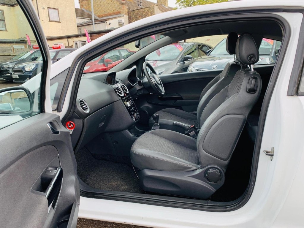 VAUXHALL CORSA