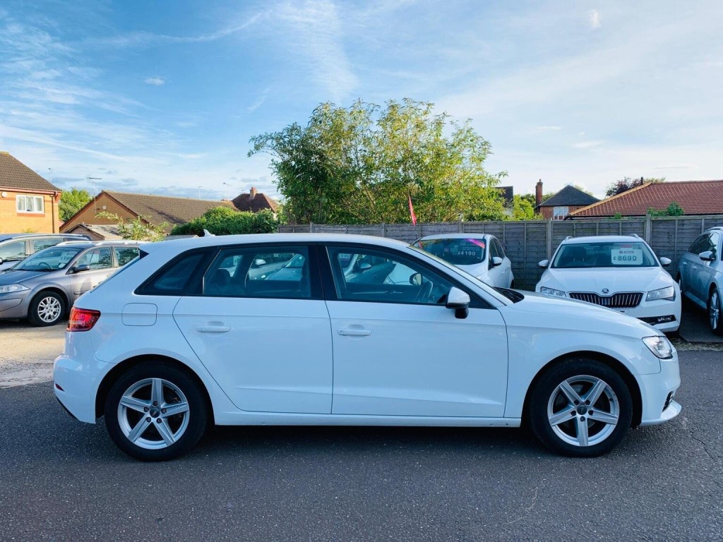 View AUDI A3 1.4 TFSI CoD SE Sportback Euro 6 (s/s) 5dr
