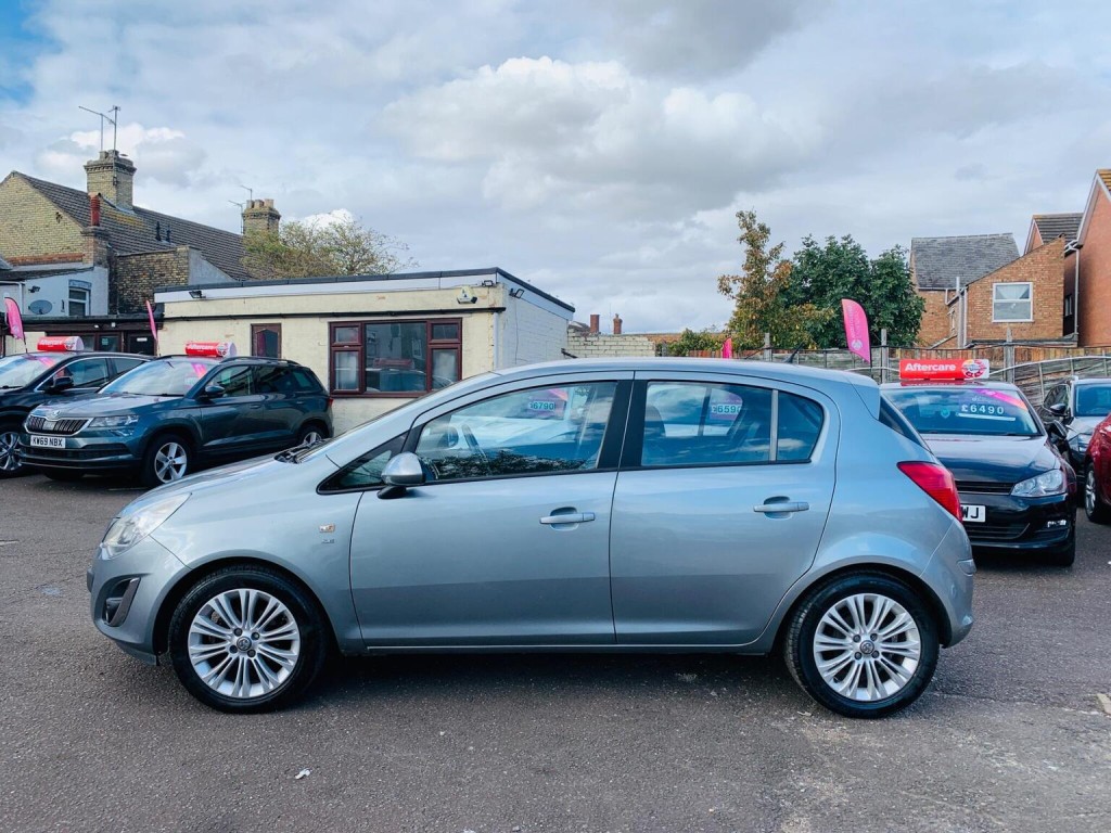 View VAUXHALL CORSA 1.2i ecoFLEX 16V SE Euro 5 (s/s) 5dr