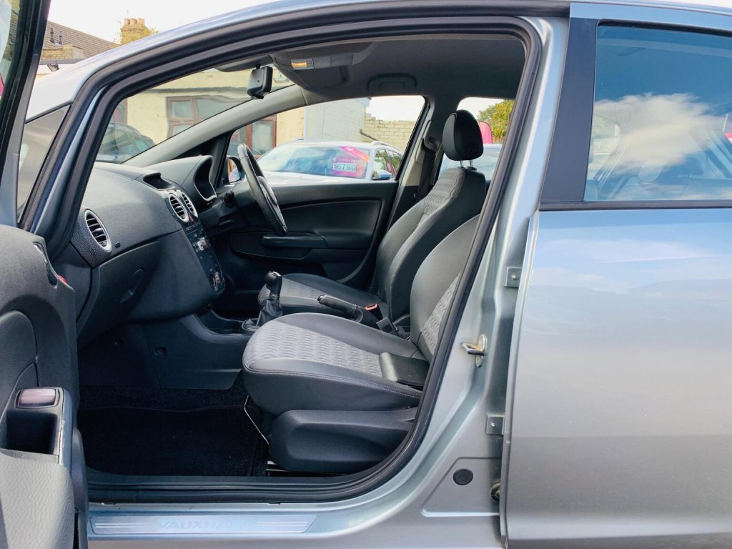 VAUXHALL CORSA