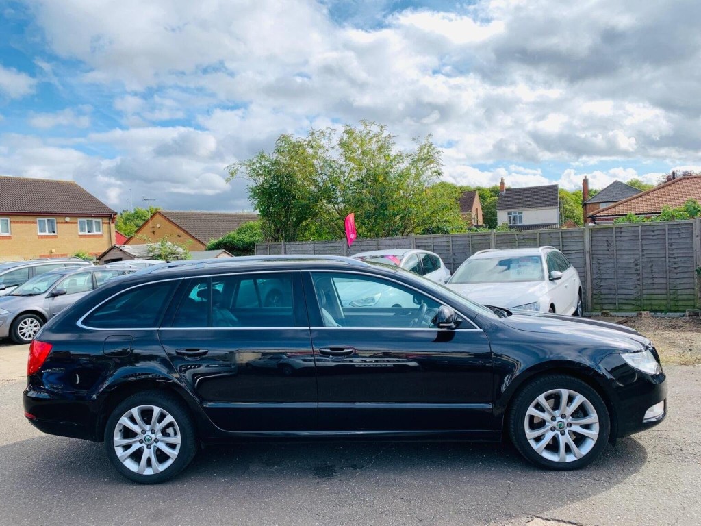 View SKODA SUPERB 2.0 TDI SE Plus Euro 5 5dr
