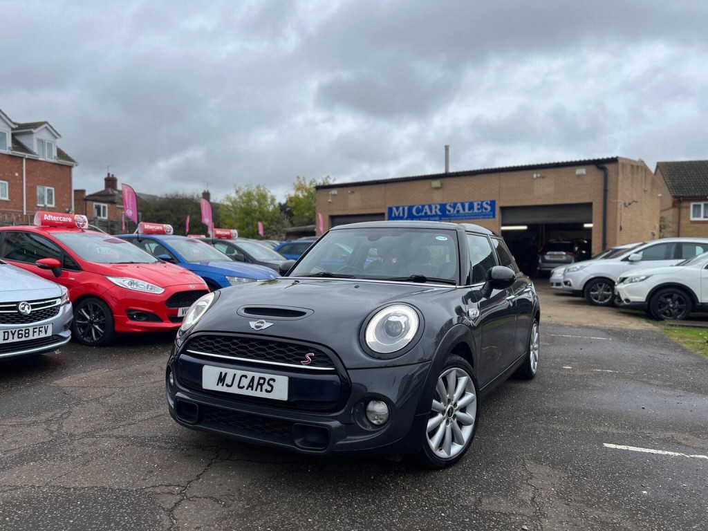 View MINI HATCH 2.0 Cooper S Euro 6 (s/s) 5dr