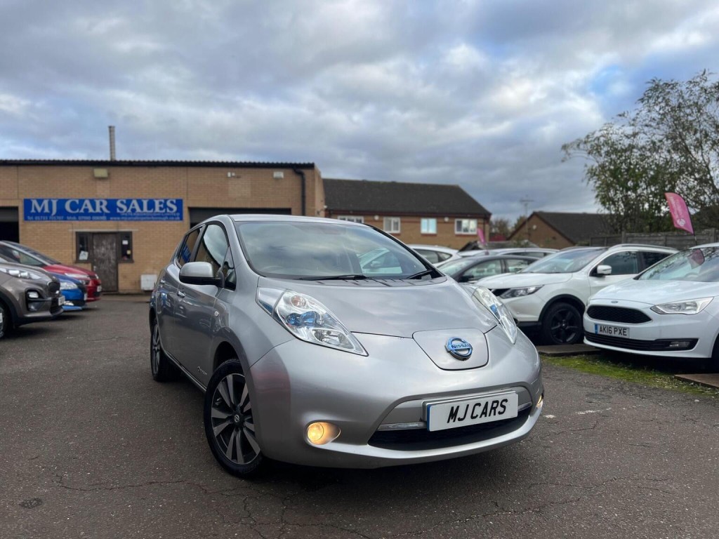 View NISSAN LEAF 24kWh Tekna Auto 5dr