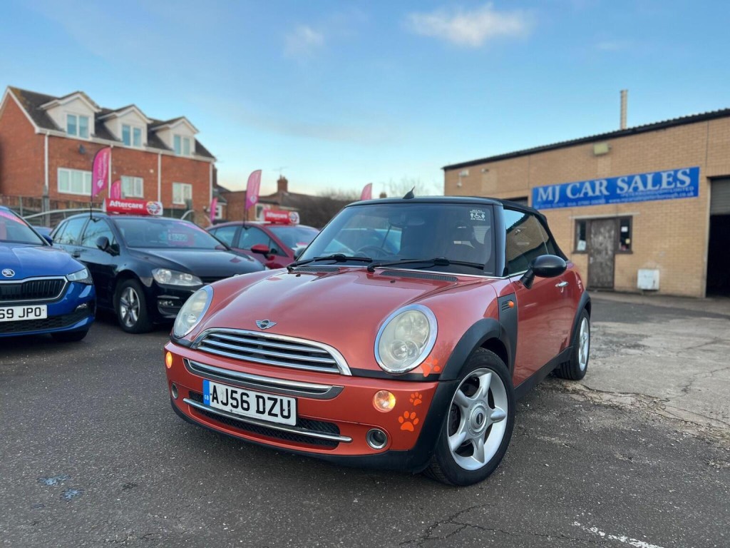 View MINI CONVERTIBLE 1.6 One Euro 4 2dr