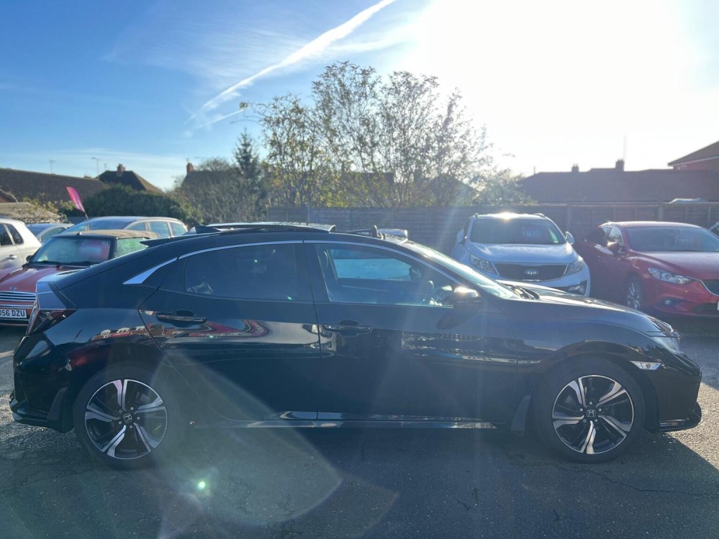 View HONDA CIVIC 1.0 VTEC Turbo EX Euro 6 (s/s) 5dr