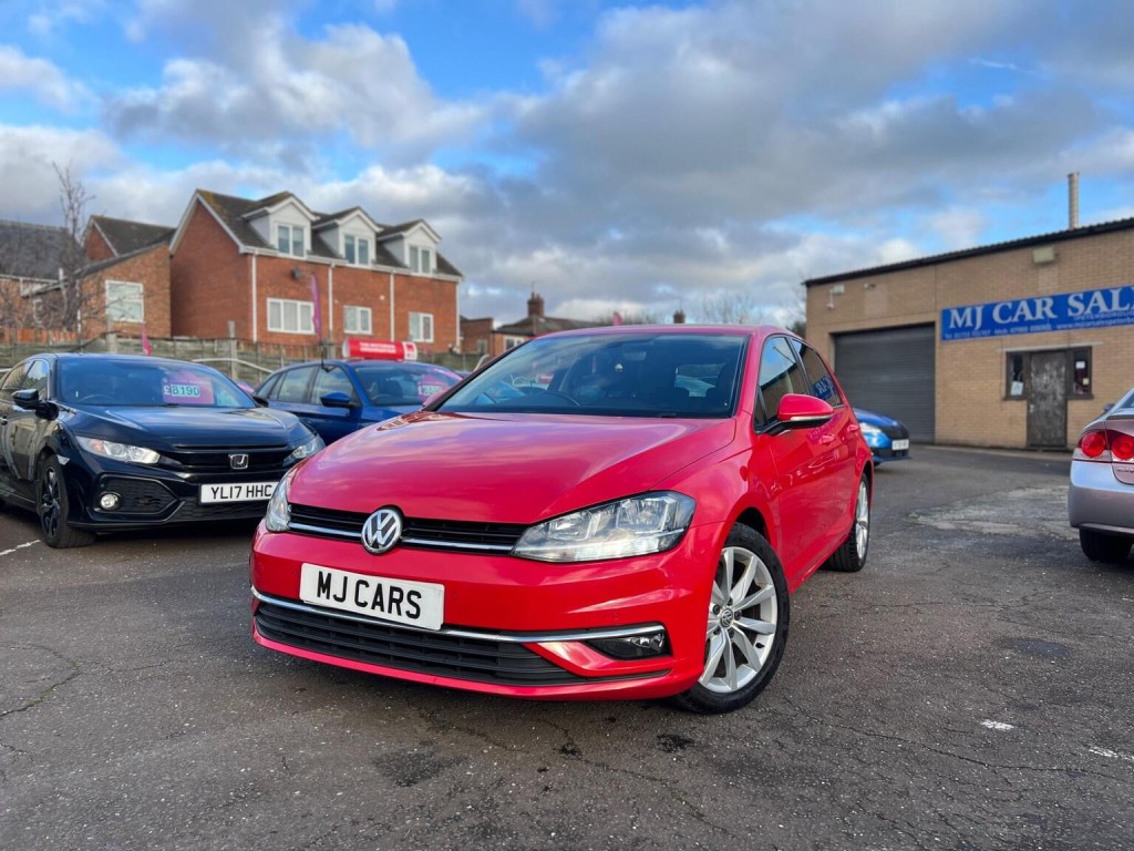 View VOLKSWAGEN GOLF 2.0 TDI GT DSG Euro 6 (s/s) 5dr