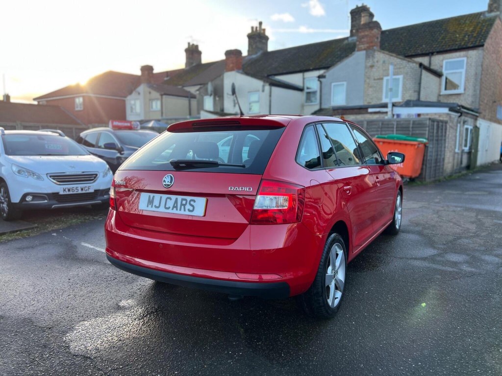 SKODA RAPID SPACEBACK