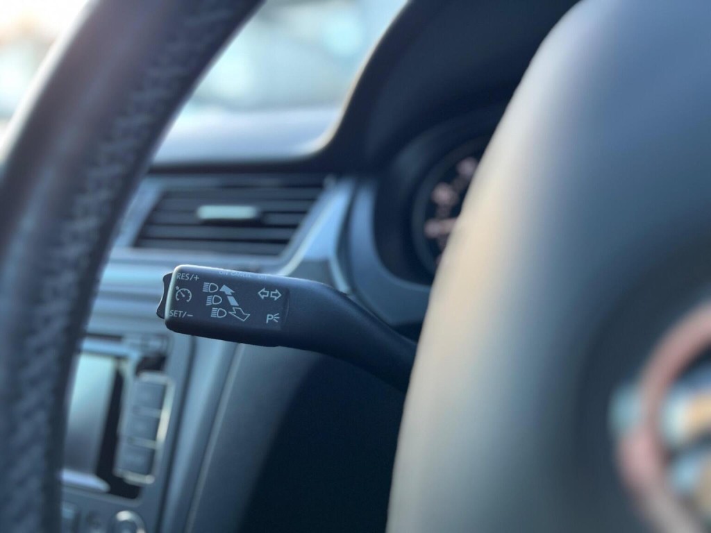 SKODA RAPID SPACEBACK