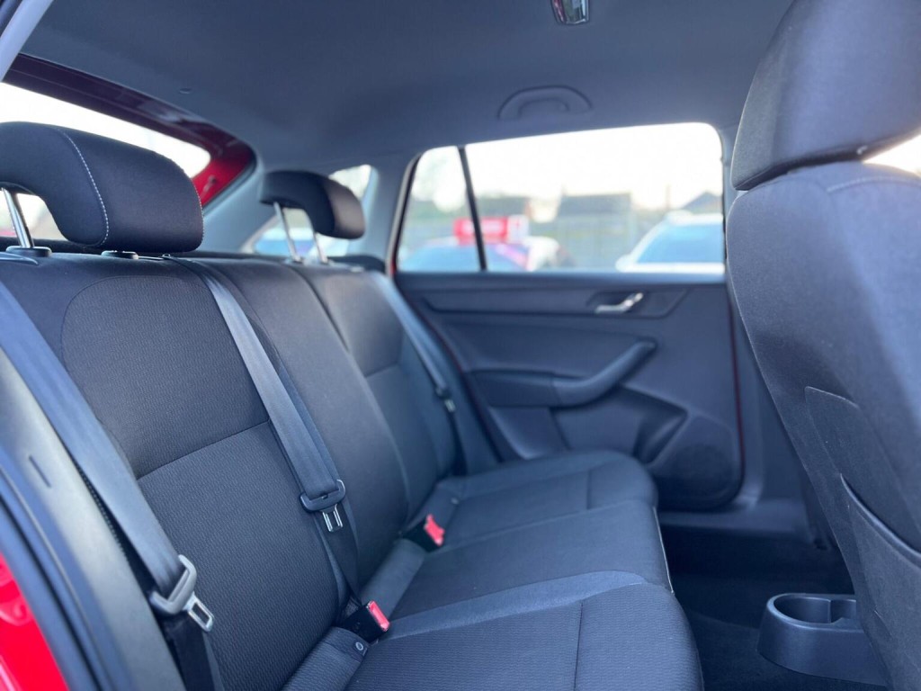 SKODA RAPID SPACEBACK