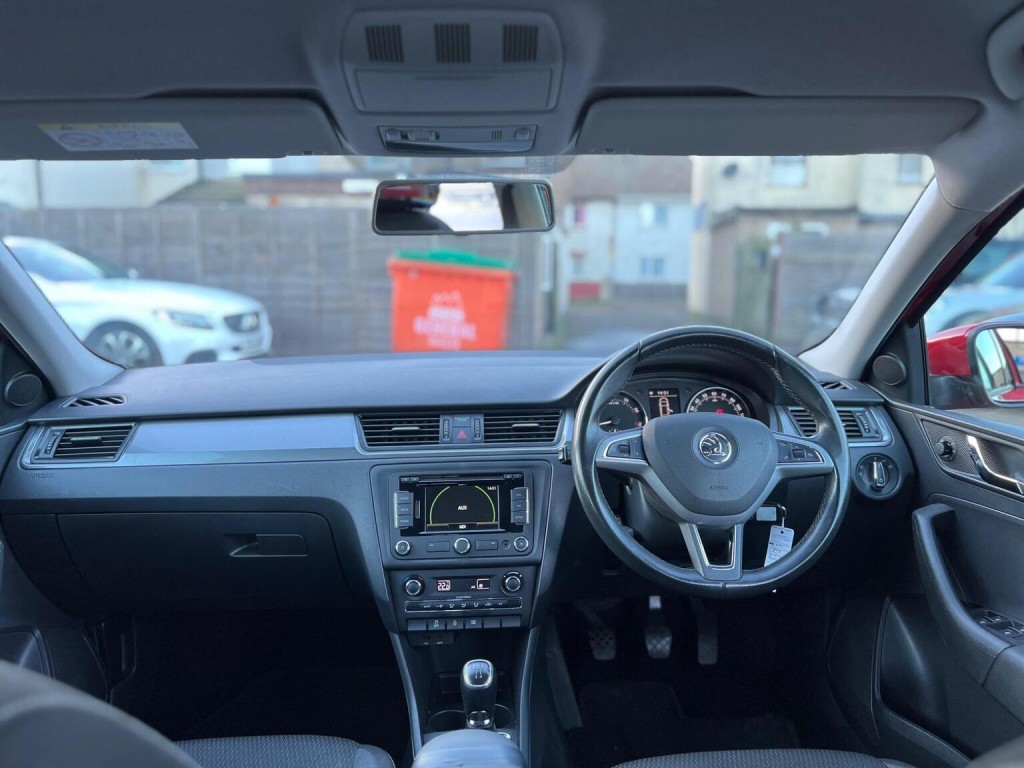 SKODA RAPID SPACEBACK