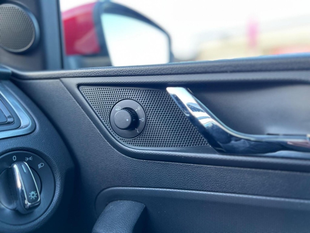 SKODA RAPID SPACEBACK