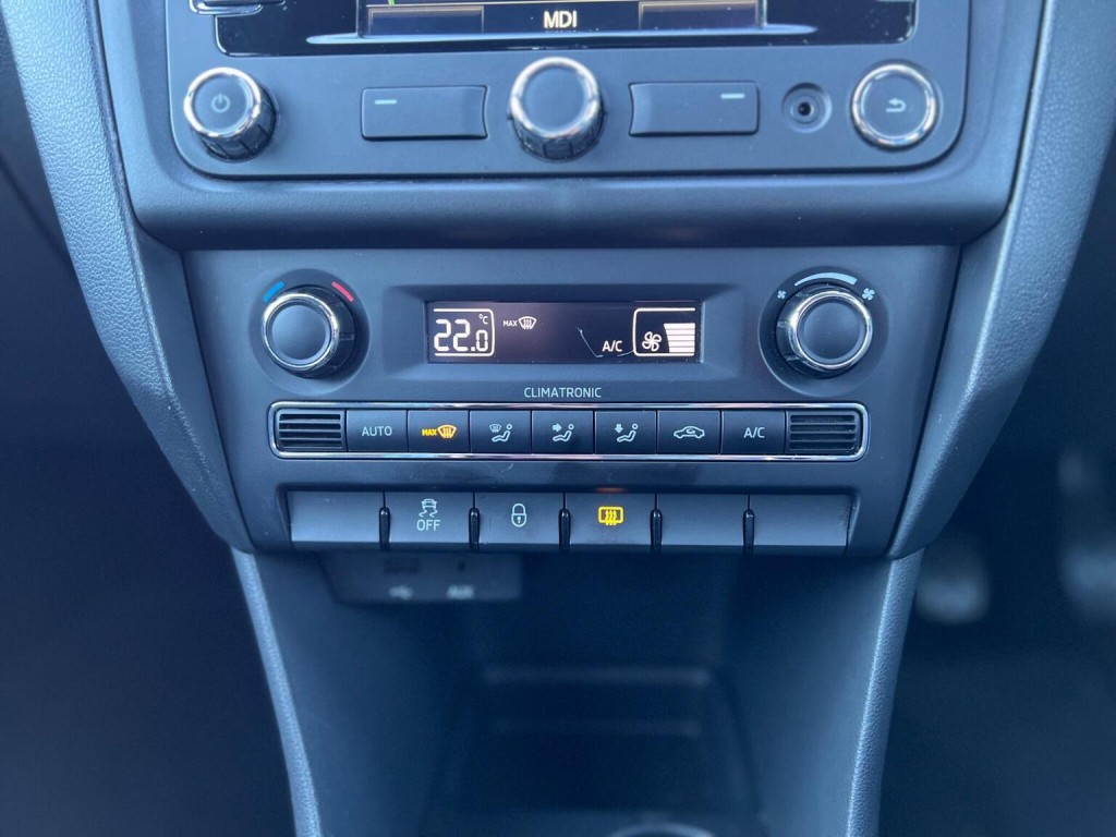 SKODA RAPID SPACEBACK