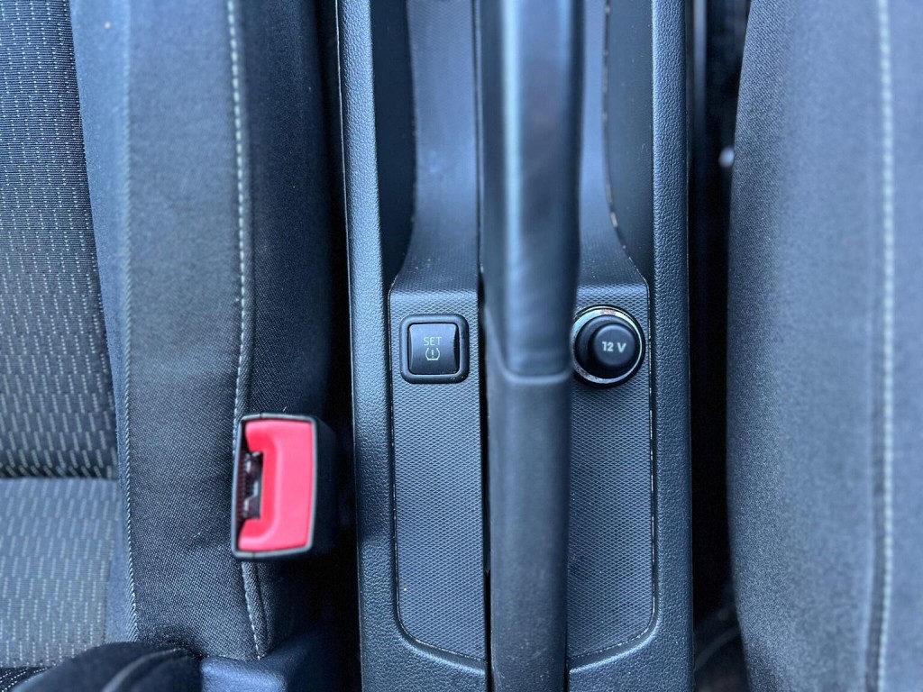 SKODA RAPID SPACEBACK