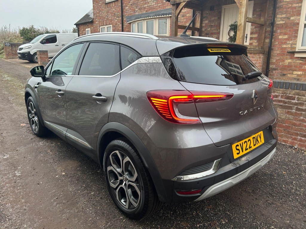 RENAULT CAPTUR